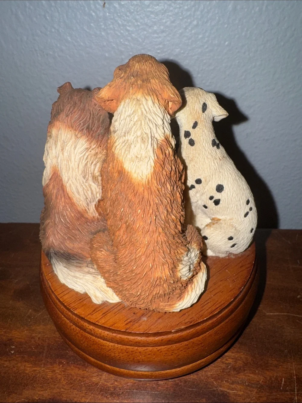 Westland Giftware #354 Resin Dog Music Box “That’s What Friends are For” GIFT!